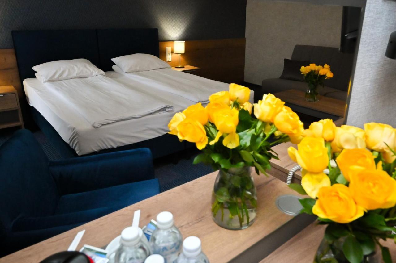 Grudziądz Hotel Rad מראה חיצוני תמונה