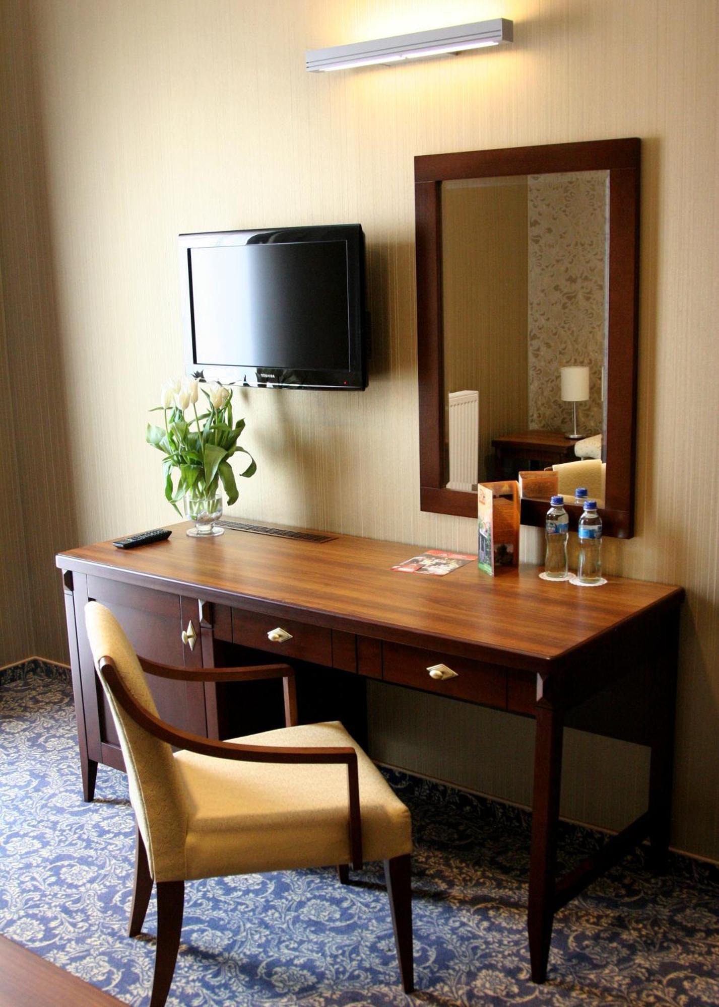 Grudziądz Hotel Rad מראה חיצוני תמונה