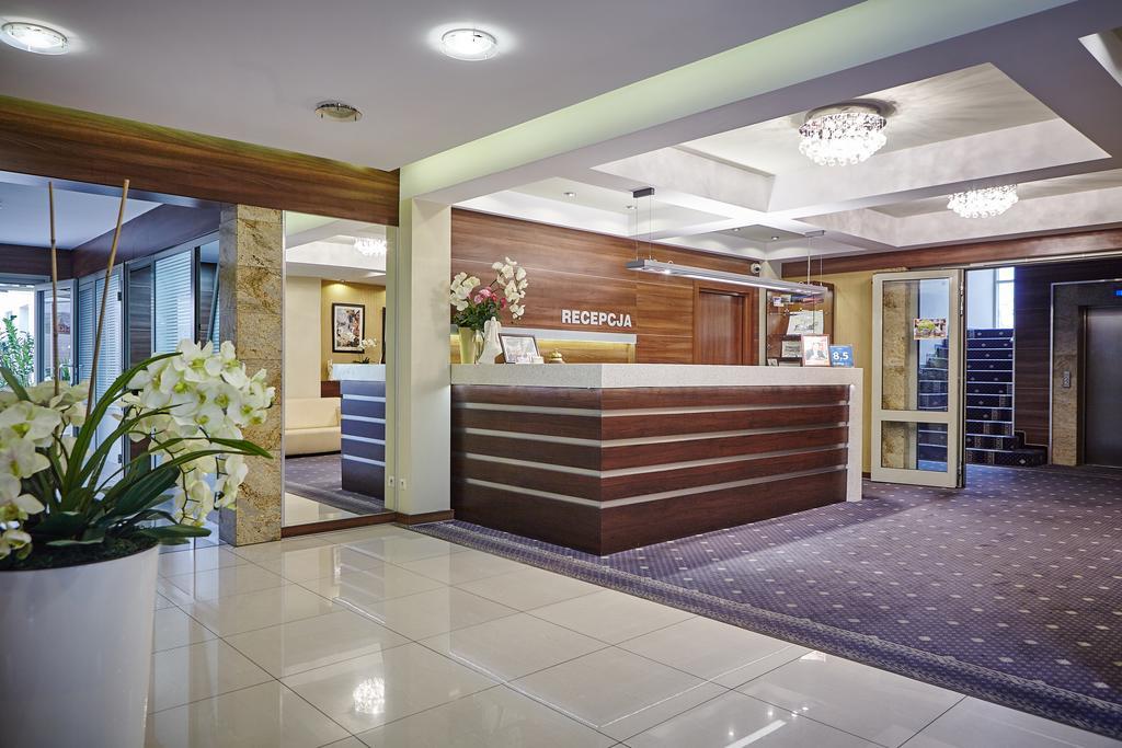 Grudziądz Hotel Rad מראה חיצוני תמונה