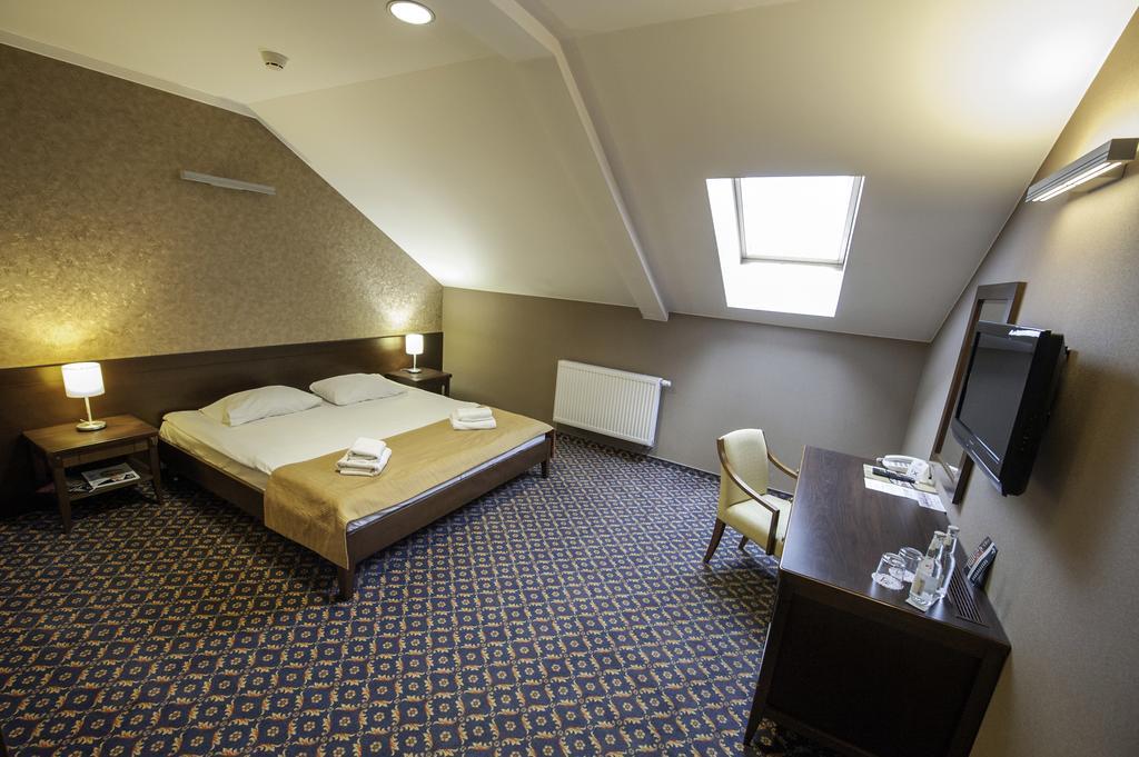 Grudziądz Hotel Rad מראה חיצוני תמונה