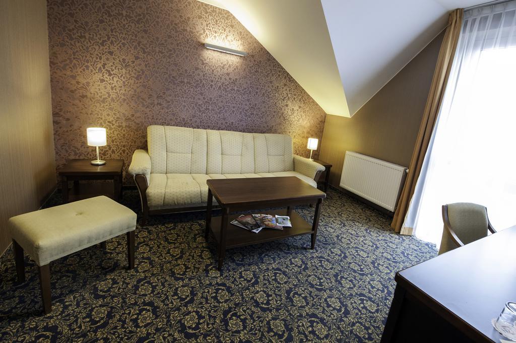 Grudziądz Hotel Rad מראה חיצוני תמונה