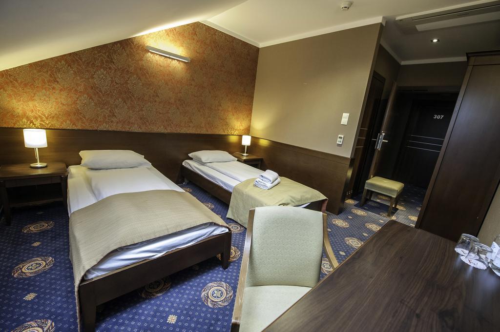 Grudziądz Hotel Rad מראה חיצוני תמונה