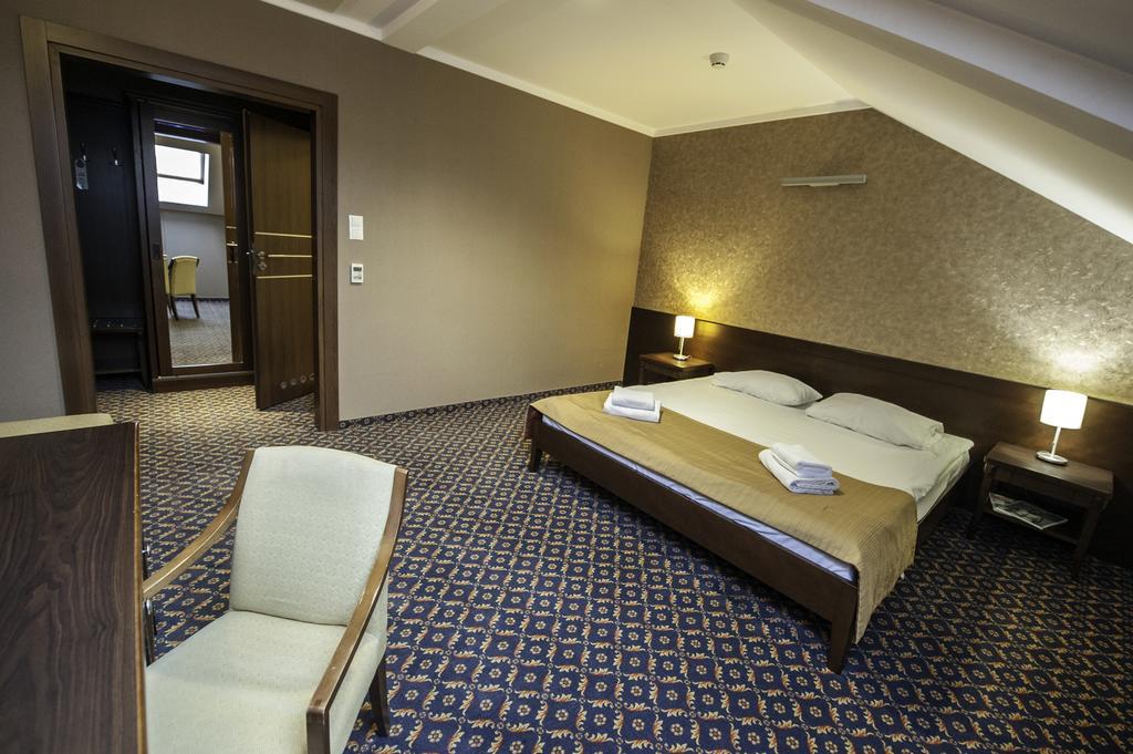 Grudziądz Hotel Rad מראה חיצוני תמונה