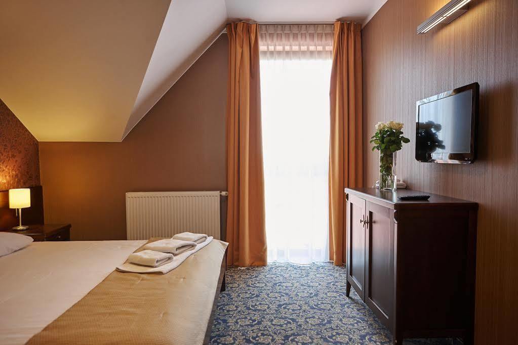 Grudziądz Hotel Rad מראה חיצוני תמונה
