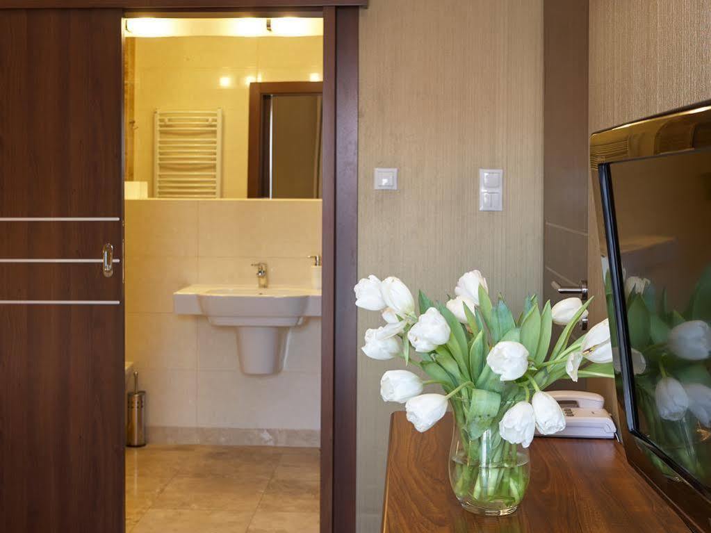 Grudziądz Hotel Rad מראה חיצוני תמונה