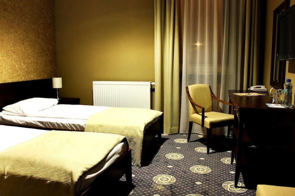 Grudziądz Hotel Rad מראה חיצוני תמונה